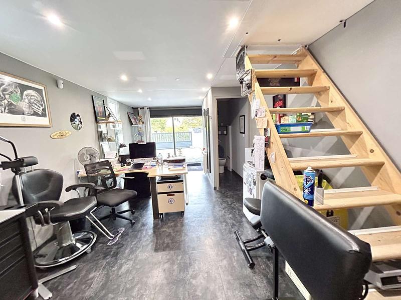 Maison traditionnelle - 130 m² - 8 pièces