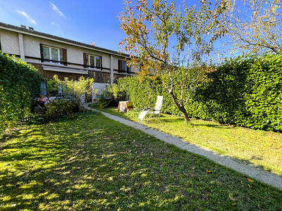 Maison - 93 m² - 5 pièces