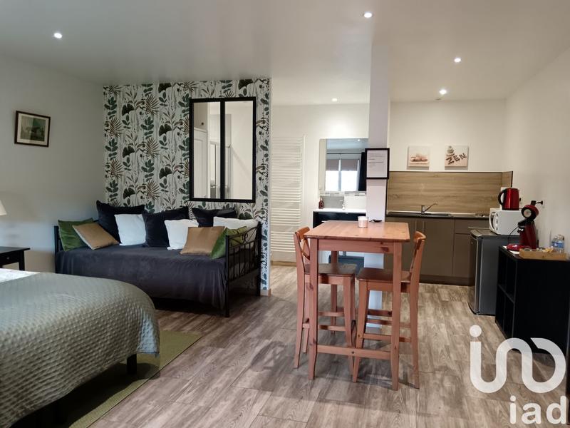 Maison - 400 m² - 10 pièces