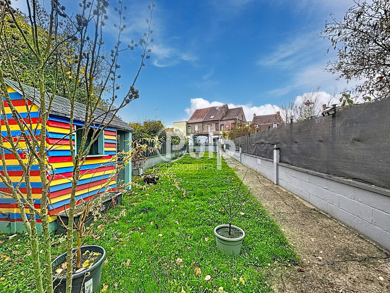 Maison - 200 m² - 7 pièces