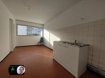 Appartement - 80 m² - 3 pièces