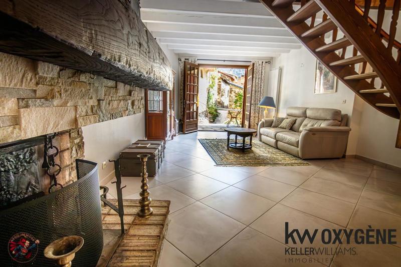 Maison de village - 139 m² - 5 pièces