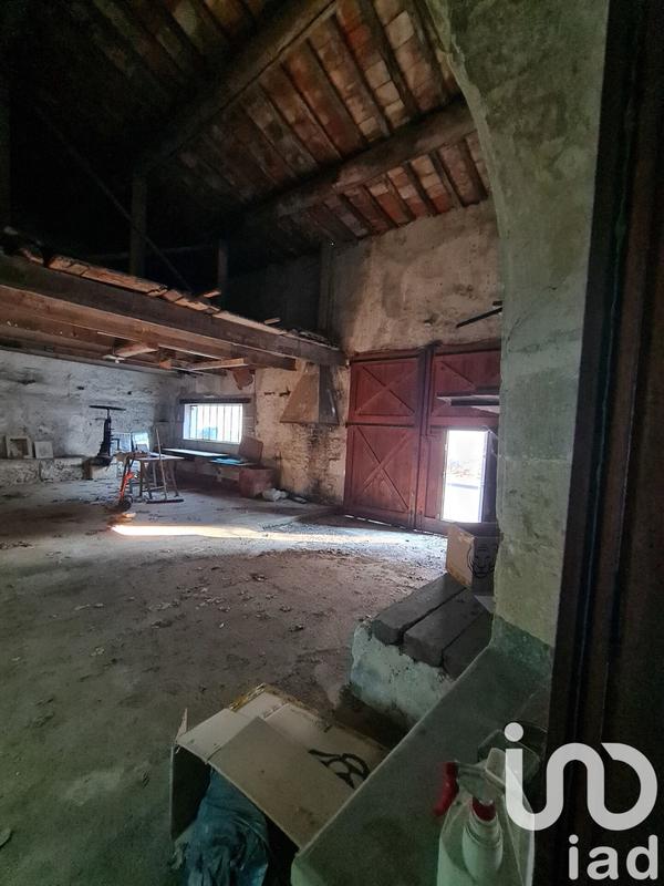 Maison - 370 m² - 12 pièces