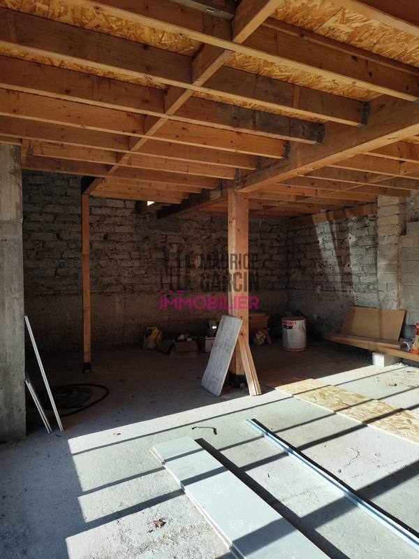 Maison - 97 m² - 3 pièces