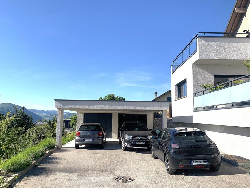 Appartement - 107 m² - 4 pièces