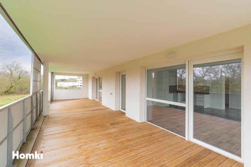 Appartement - 98 m² - 4 pièces