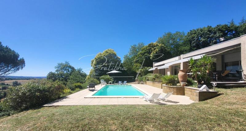 Maison - 166 m² - 5 pièces