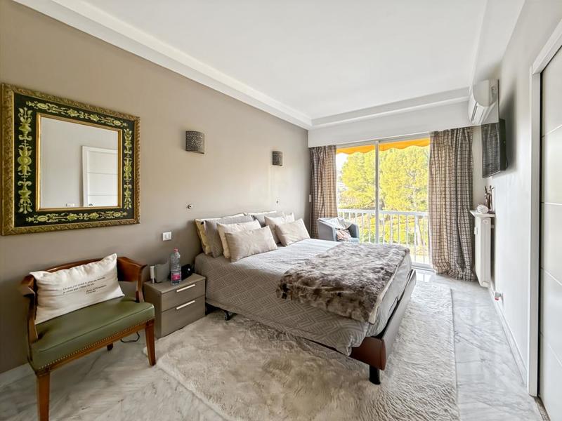 Appartement - 79 m² - 2 pièces