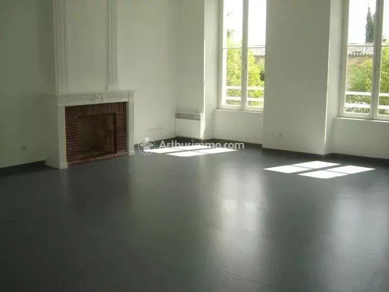 Immeuble - 203 m² - 8 pièces