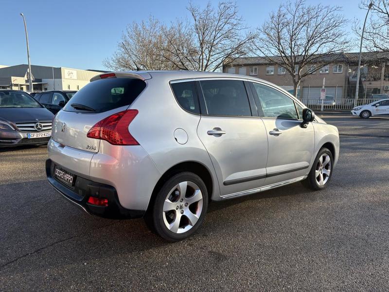 Peugeot 3008 1.6 Hdi 115 Cv Allure
