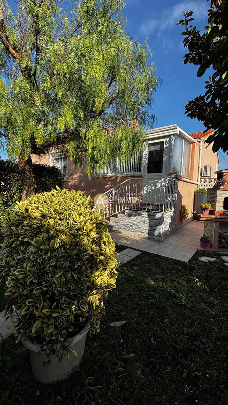 Maison - 92 m² - 4 pièces