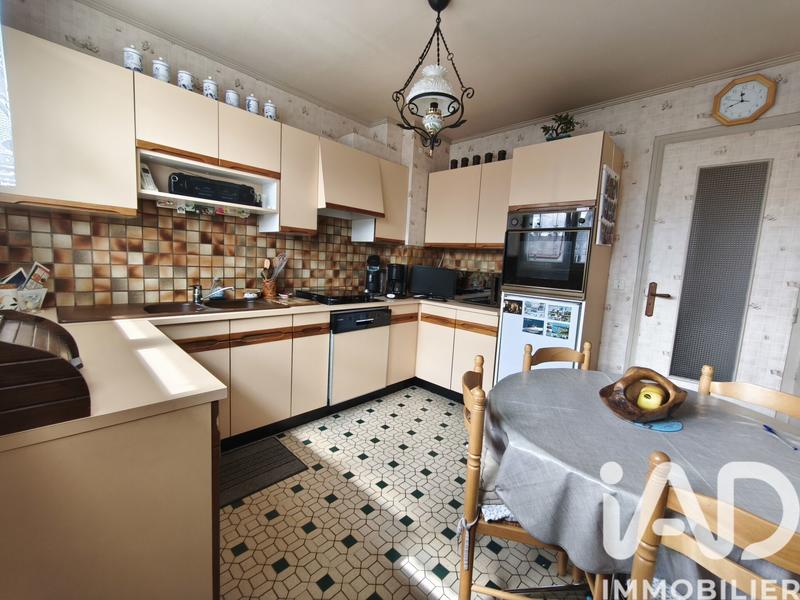 Maison - 96 m² - 5 pièces