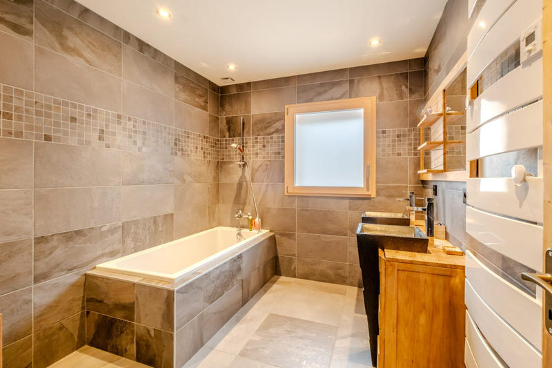 Châlet - 265 m² - 10 pièces