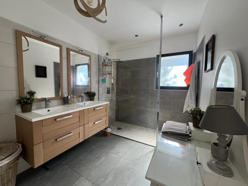 Villa - 160 m² - 5 pièces