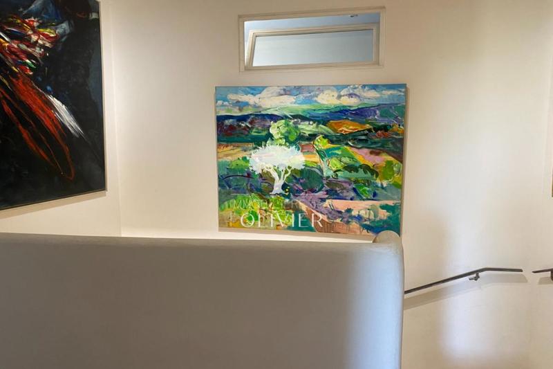 Propriété - 270 m² - 7 pièces