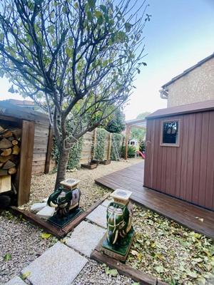 Maison - 90 m² - 4 pièces