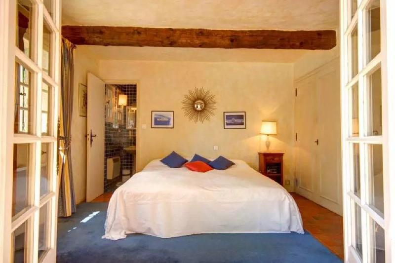 Villa - 350 m² - 8 pièces