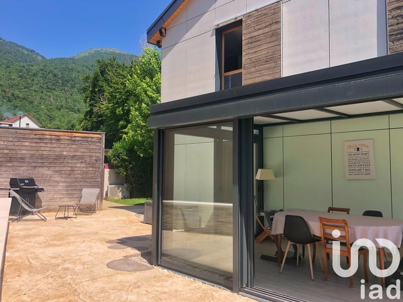 Maison - 135 m² - 7 pièces