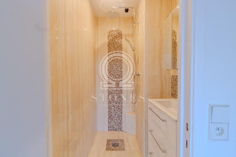 Appartement - 103 m² - 5 pièces