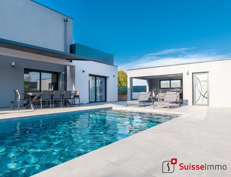 Villa - 302 m² - 7 pièces