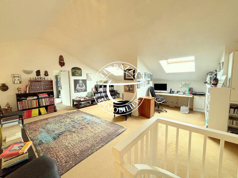 Duplex - 198 m² - 8 pièces