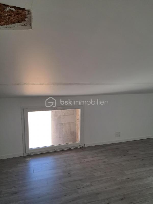 Maison ancienne - 180 m² - 11 pièces