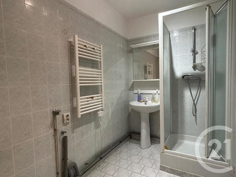 Maison - 83 m² - 5 pièces