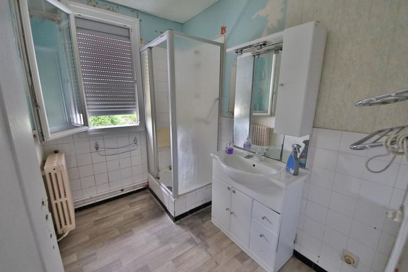 Maison - 90 m² - 6 pièces