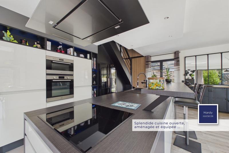 Maison contemporaine - 140 m² - 5 pièces