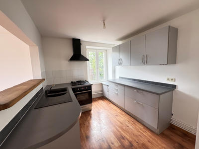 Appartement - 111 m² - 5 pièces