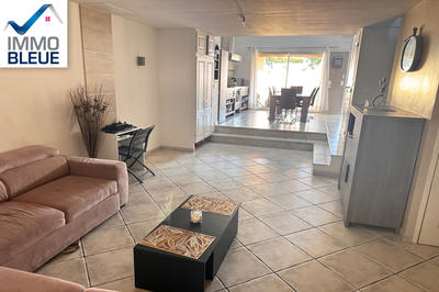 Maison - 93 m² - 4 pièces