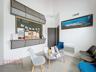 Local commercial - 11 m² - 1 pièce