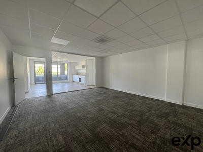 Bureau - 215 m²