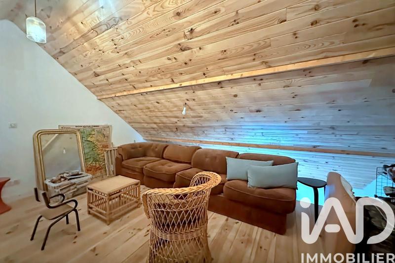 Maison - 101 m² - 5 pièces