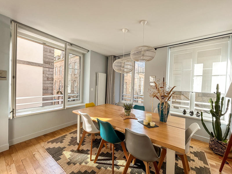 Appartement - 101 m² - 3 pièces