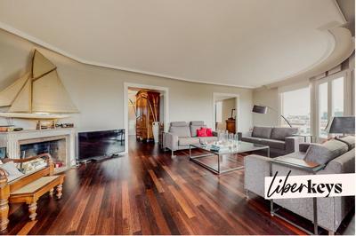 Appartement - 166 m² - 4 pièces