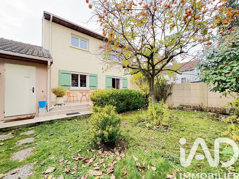 Maison - 120 m² - 5 pièces