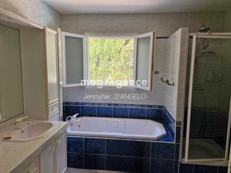 Maison - 109 m² - 5 pièces