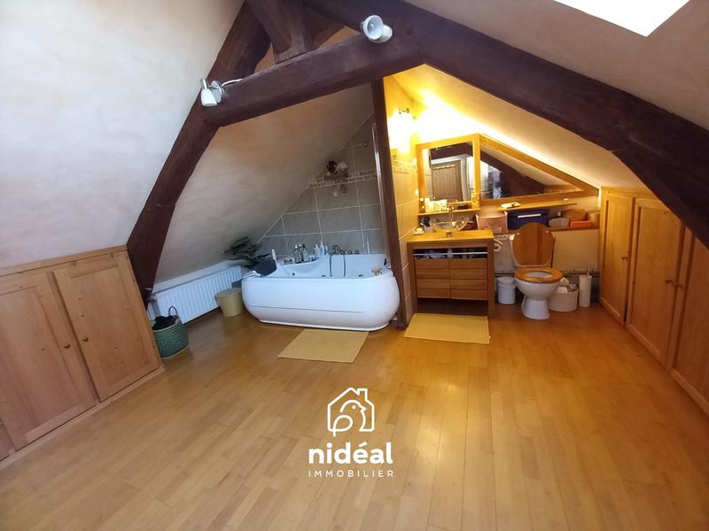 Maison - 149 m² - 7 pièces