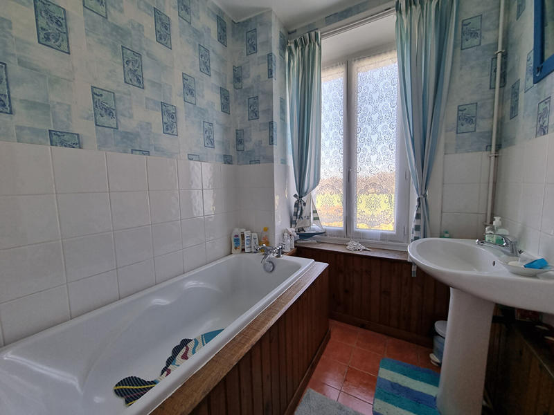 Maison - 124 m² - 7 pièces