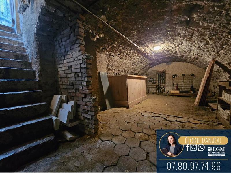 Maison - 170 m² - 5 pièces