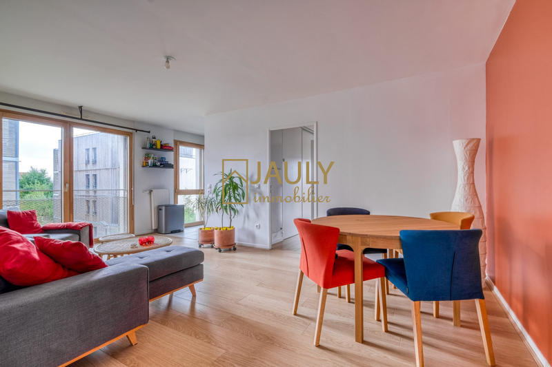 Appartement - 75 m² - 4 pièces