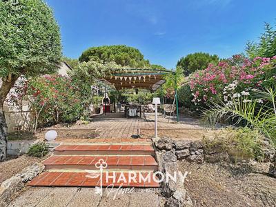 Maison - 140 m² - 4 pièces