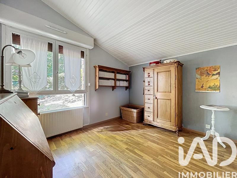 Appartement - 101 m² - 4 pièces