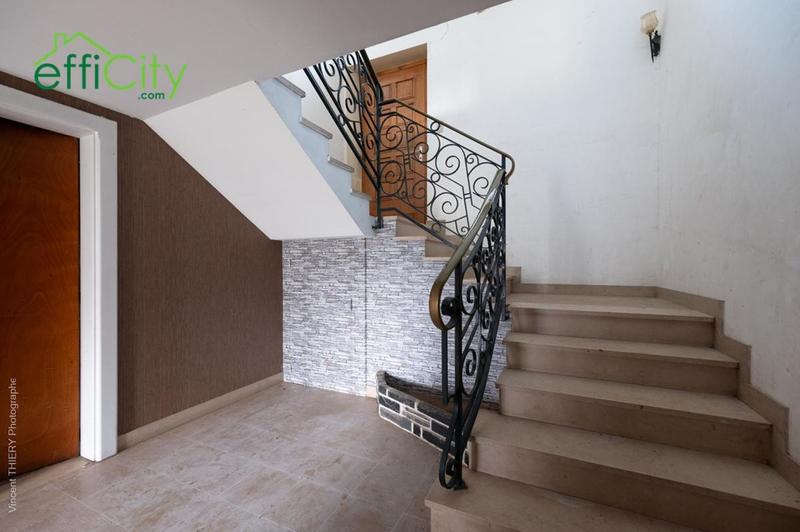 Maison - 195 m² - 5 pièces