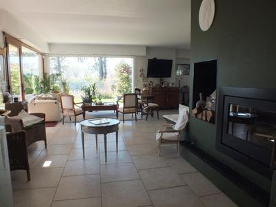 Maison - 164 m² - 6 pièces