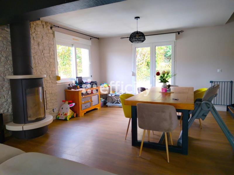 Maison - 93 m² - 5 pièces