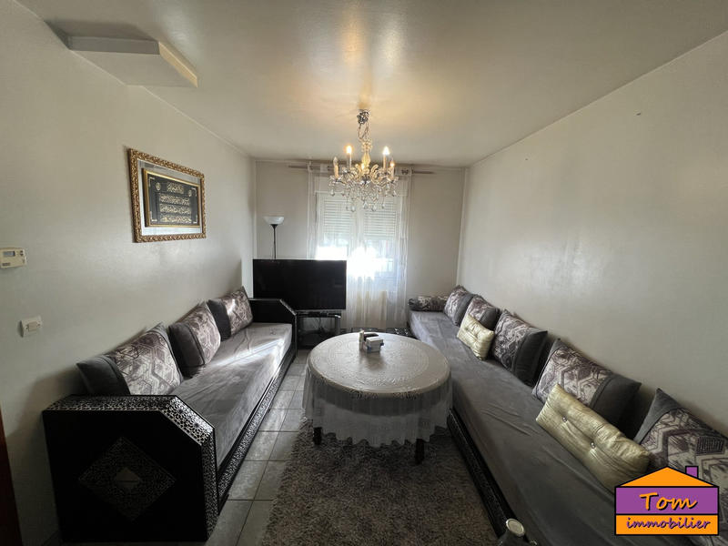 Maison - 102 m² - 6 pièces