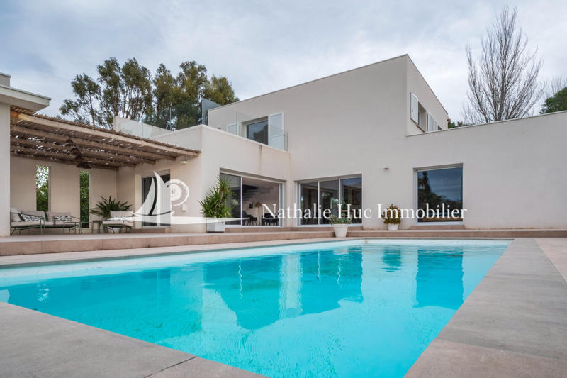 Villa - 155 m² - 4 pièces