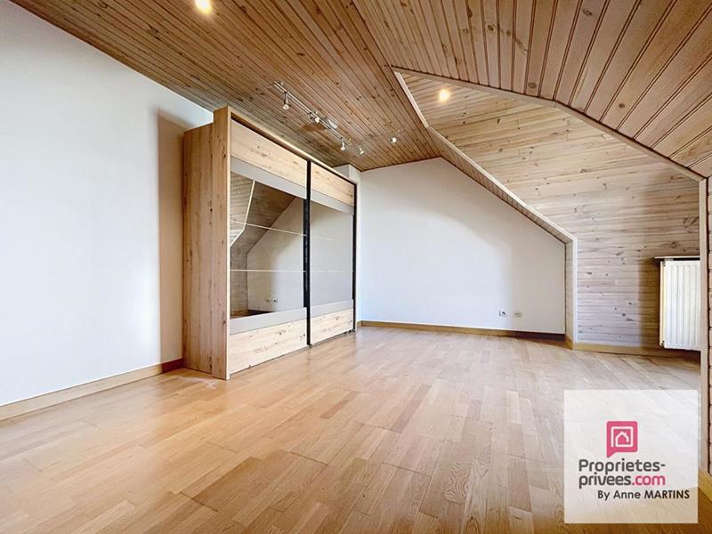 Maison - 150 m² - 7 pièces